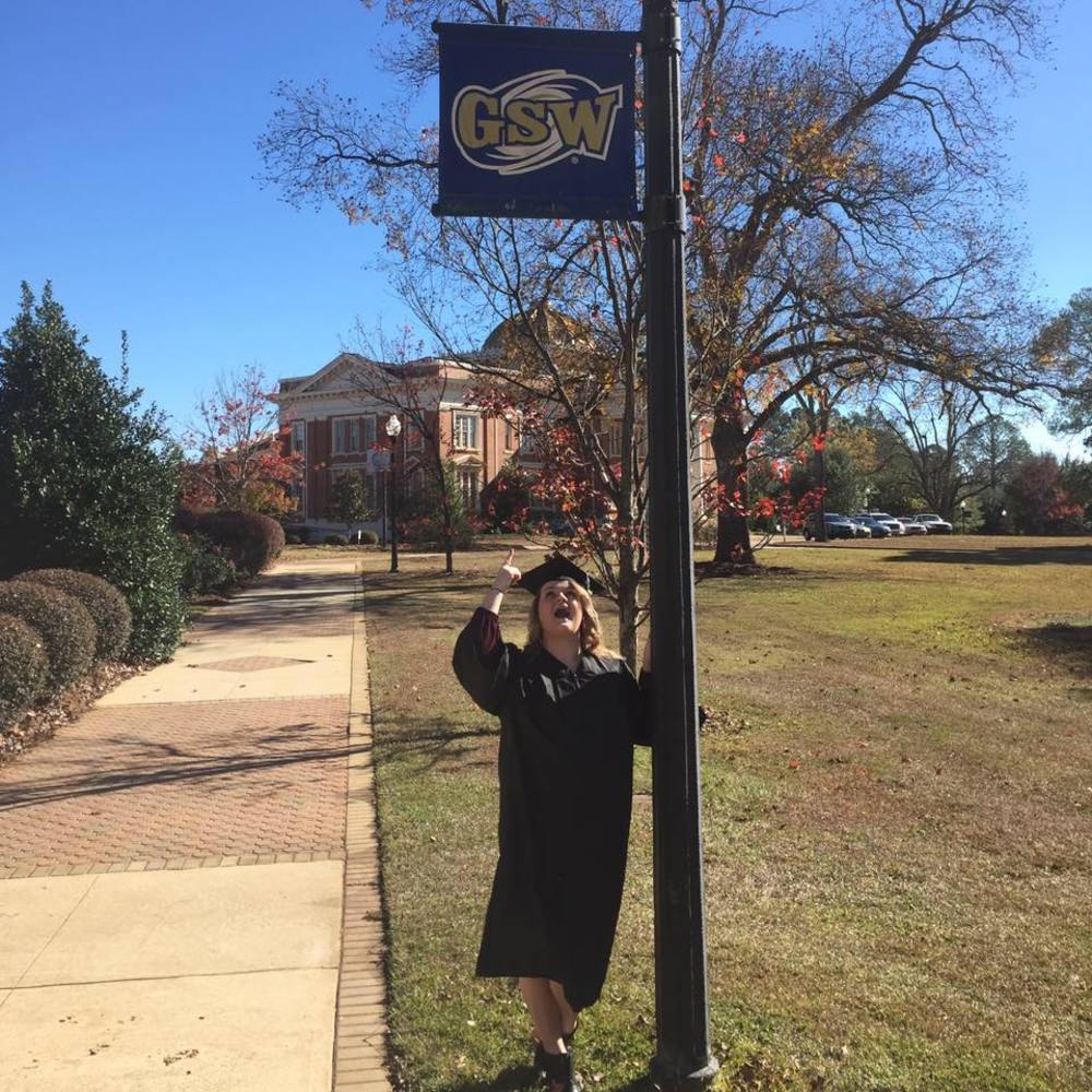 Meet your Posher, Taylor